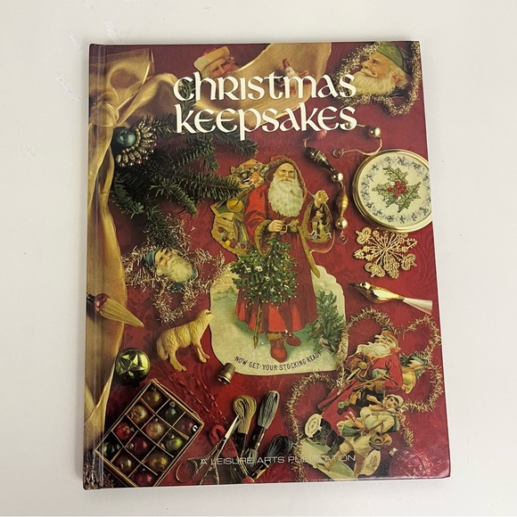 Christmas Keepsakes Book A Leisure Arts Publication Crosstitch Christmas Book 2 - Picture 1 of 16